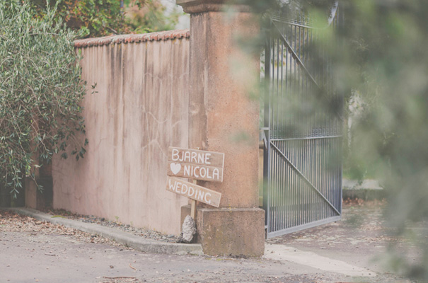 new-zealand-wedding-garden-party-blue-wedding-dress
