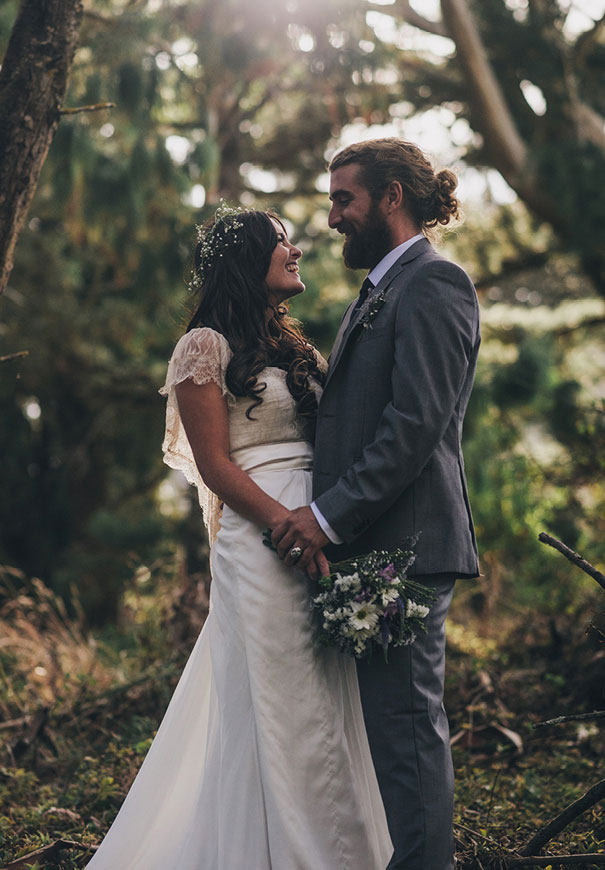 DIY-new-zealand-wedding-photographer-barn-boho-bride18
