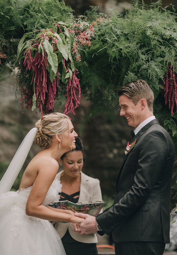 NSW-kangaroo-valley-wedding-australian-bride-bush-country34