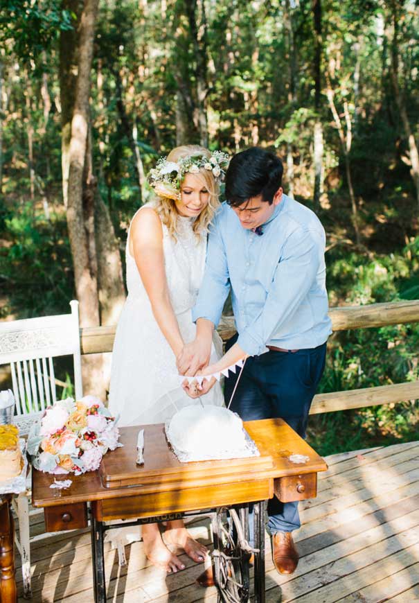 QLD-boomerang-farm-queensland-wedding-yellow-flower-crown6