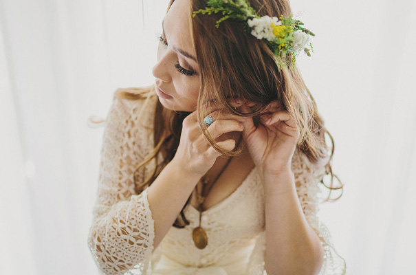 boho-bride-californian-wedding-barn-bhldn11