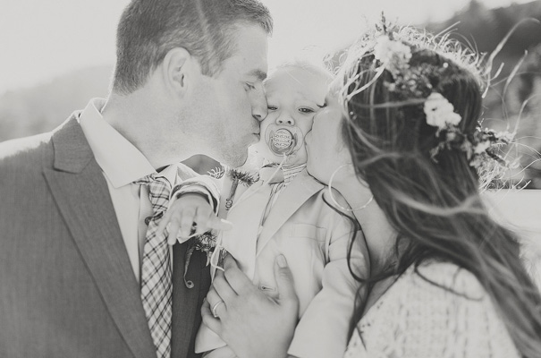 boho-bride-californian-wedding-barn-bhldn33