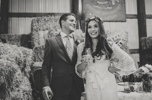 boho-bride-californian-wedding-barn-bhldn51