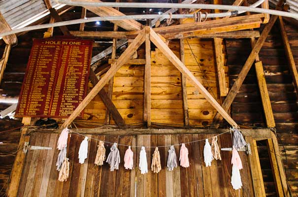 boomerang-farm-queensland-wedding-yellow-flower-crown11