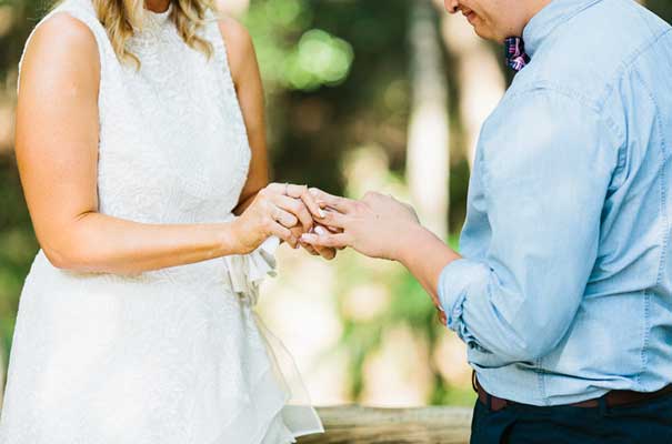 boomerang-farm-queensland-wedding-yellow-flower-crown20