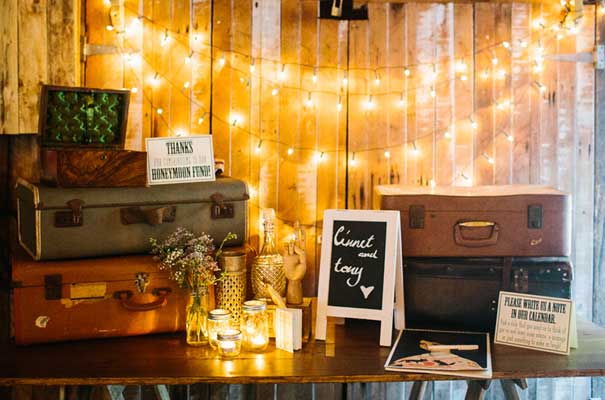 boomerang-farm-queensland-wedding-yellow-flower-crown45