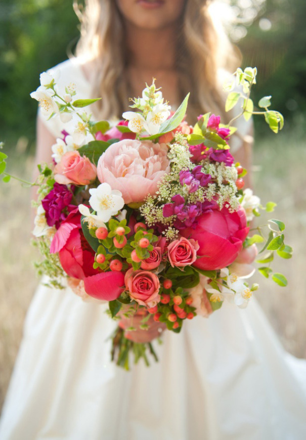 cool-beautiful-wild-flowers-bridal-bouquet-inspiration-wedding-florals5