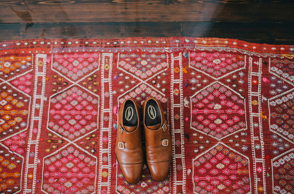 jardine-botanic-orange-peach-roses-bride-flowers-greek-wedding