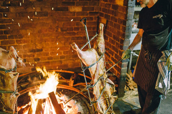 jardine-botanic-orange-peach-roses-bride-flowers-greek-wedding52