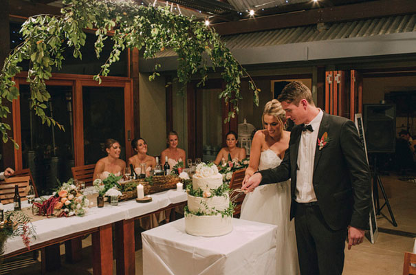 kangaroo-valley-wedding-australian-bride-bush-country70