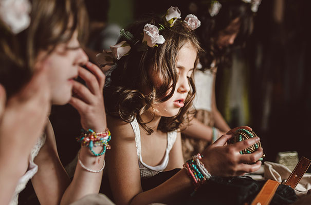 new-zealand-wedding-photographer-barn-boho-diy-bride11