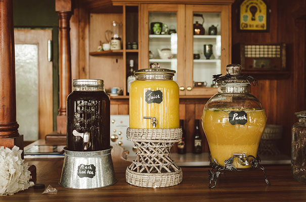 new-zealand-wedding-photographer-barn-boho-diy-bride20