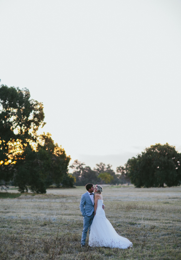 west-oz-elegant-wedding-boho-bridal-hair-inspiration