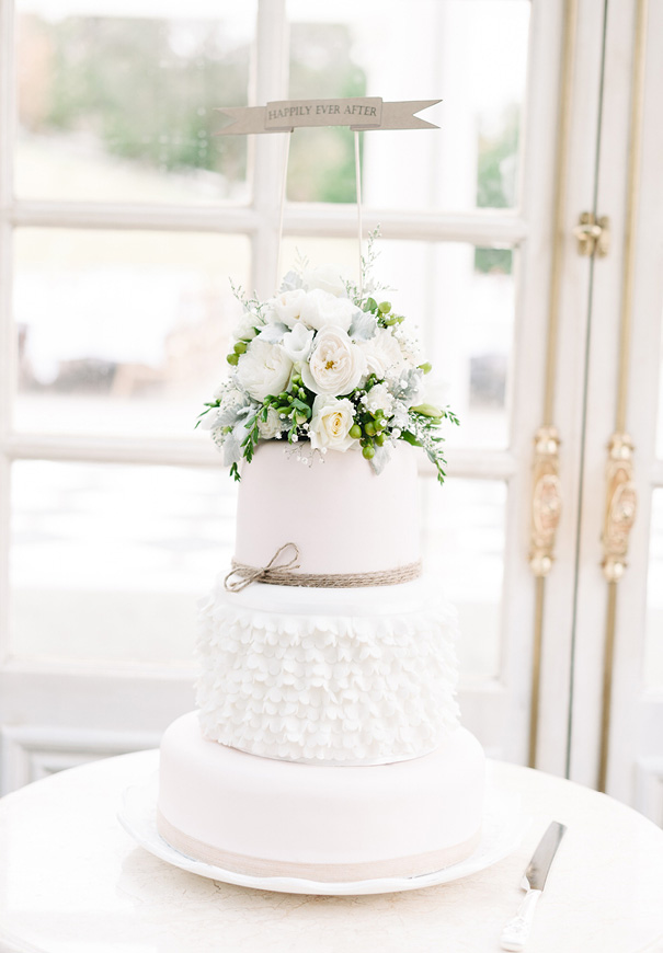 VIC-The-White-Tree-campbell-point-house-geelong-melbourne-wedding2