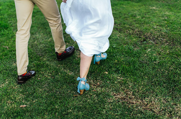 barn-grace-loves-lace-food-trunk-wedding-reception18