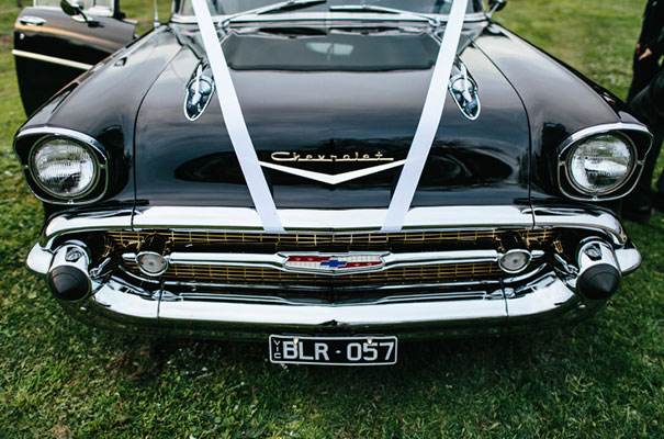 barn-grace-loves-lace-food-trunk-wedding-reception24