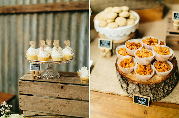 barn-grace-loves-lace-food-trunk-wedding-reception27