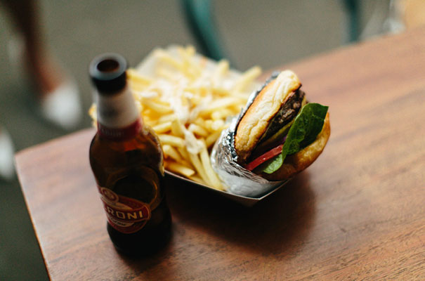 barn-grace-loves-lace-food-trunk-wedding-reception33