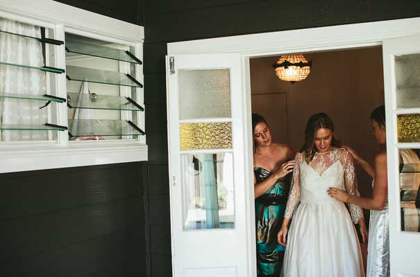 byron-bay-rue-de-seine-harvest-cafe-wedding-bride-photographer6