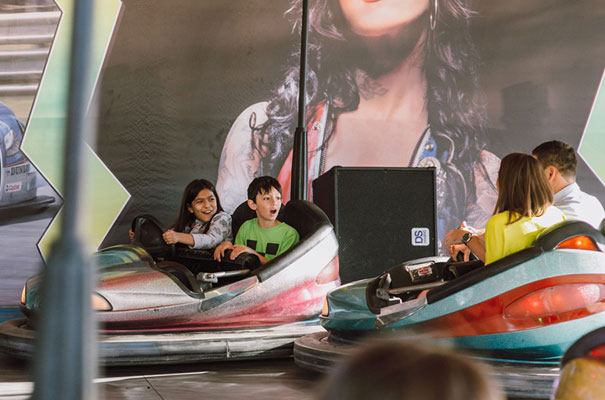 circus-country-fair-ekka-engagement-photo-shoot-ideas2