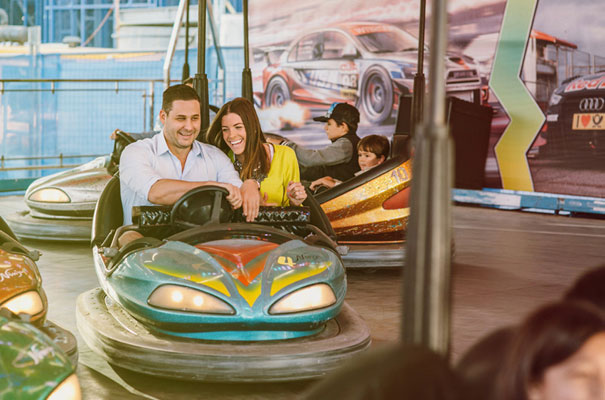 circus-country-fair-ekka-engagement-photo-shoot-ideas3