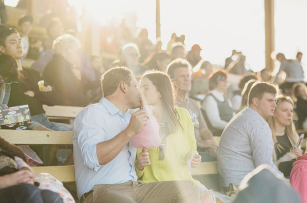 circus-country-fair-ekka-engagement-photo-shoot-ideas8