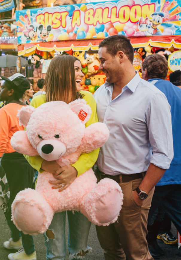 country-fair-ekka-engagement-photo-shoot-ideas4