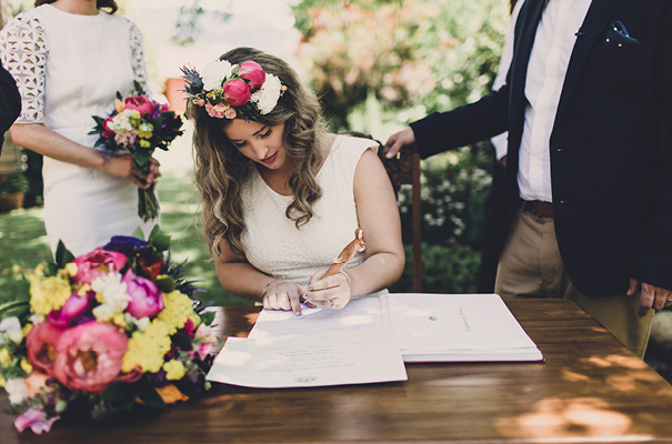 country-victoria-wedding-long-table-bright-inspiration27