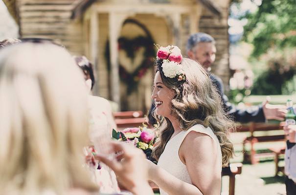country-victoria-wedding-long-table-bright-inspiration30