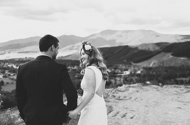 country-victoria-wedding-long-table-bright-inspiration42
