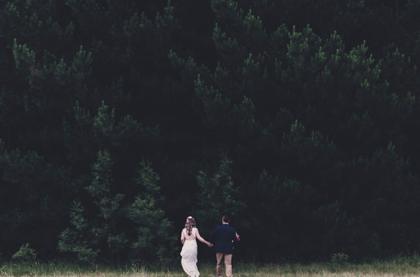 country-victoria-wedding-long-table-bright-inspiration47