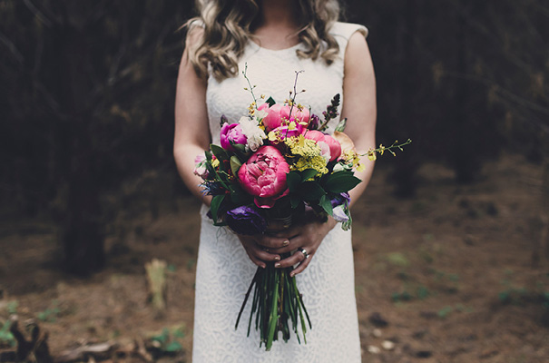 country-victoria-wedding-long-table-bright-inspiration56