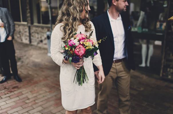 country-victoria-wedding-long-table-bright-inspiration72