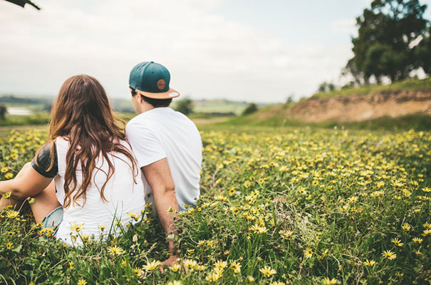 engagenent-shoot-natural-wedding-photographer11