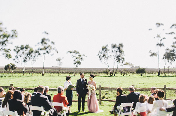 jenny-packham-bridal-gown-wedding-dress-adelaide-winery-wedding-photographer14