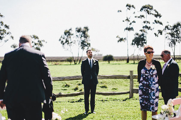 jenny-packham-bridal-gown-wedding-dress-adelaide-winery-wedding-photographer8