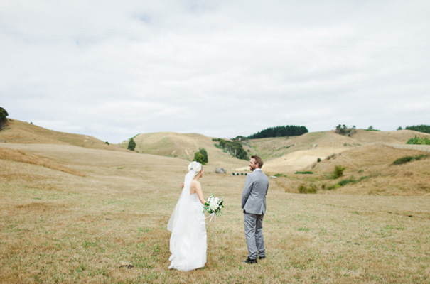 new-zealand-camping-wedding-rue-de-seine-bridal8
