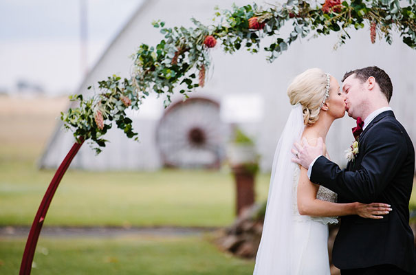 queensland-barn-hanger-bo-and-luca-wedding-bride15