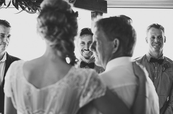 queensland-farm-wedding-anna-campbell-bride25