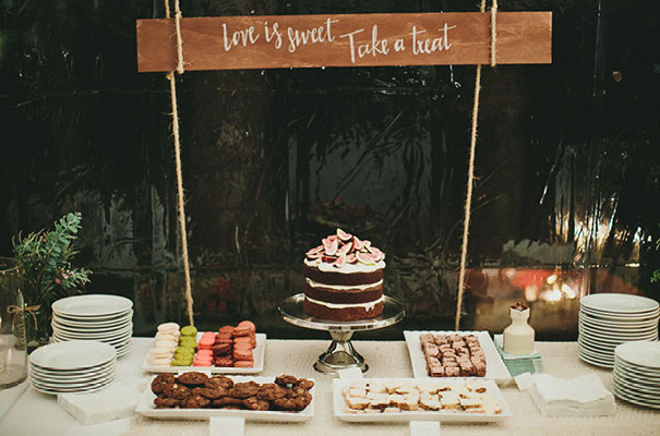 queensland-farm-wedding-anna-campbell-bride48