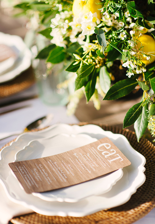 QLD-garden-outdoor-relaxed-wedding-inspiration-daisies-yellow32