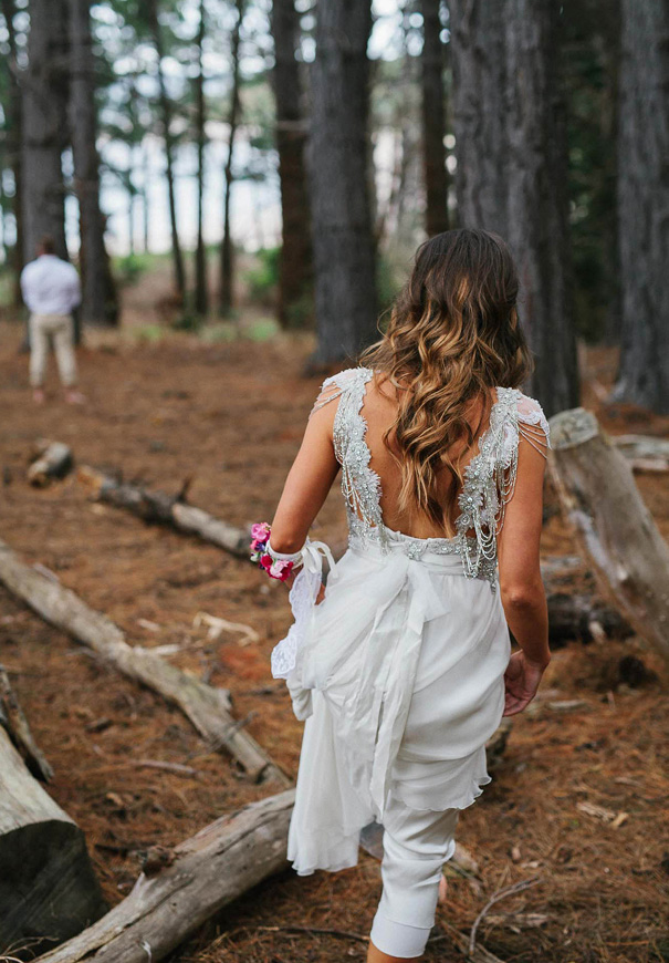 Victoria-barefoot-sandals-anna-campbell-wedding-dress4