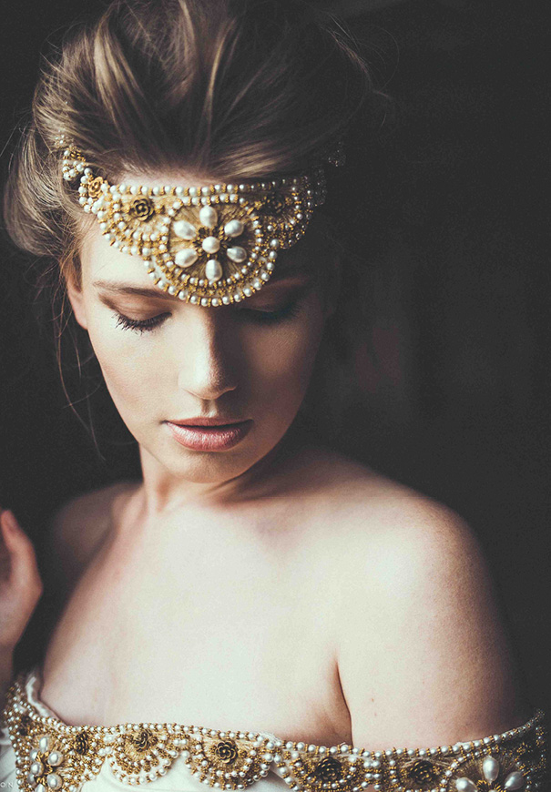 alana-aoun-bridal-gown-wedding-dress-gold-black3