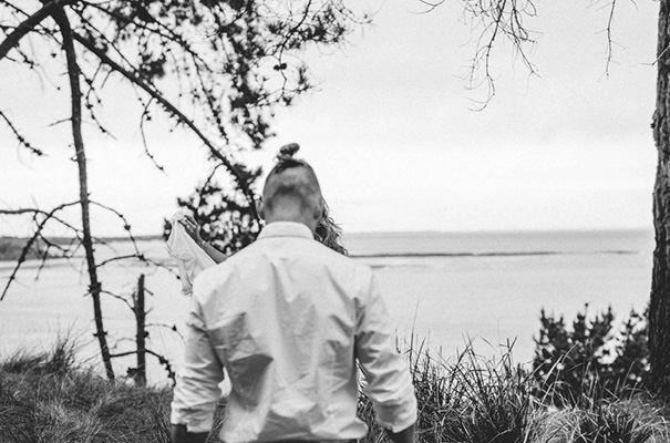 barefoot-sandals-anna-campbell-wedding-dress12