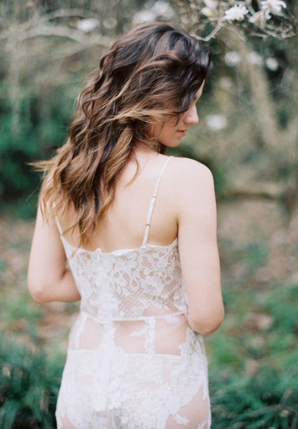 bridal-lingerie-boudoir-wedding-lace-robe-bridal-party6