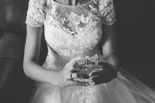 flower-crown-whimsical-wedding13