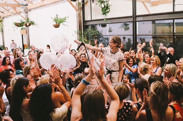 lara-hotz-sun-studios-fun-cool-jewish-wedding22
