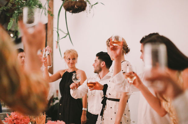 lara-hotz-sun-studios-fun-cool-jewish-wedding34