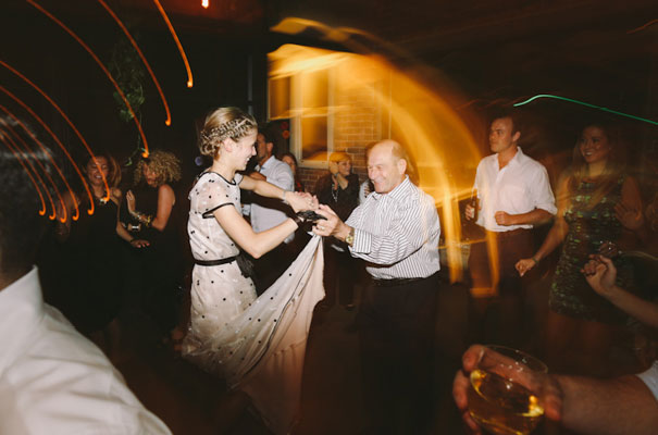 lara-hotz-sun-studios-fun-cool-jewish-wedding35