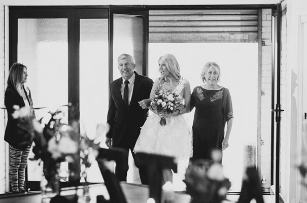 melbourne-art-gallery-wedding-short-wedding-dress17